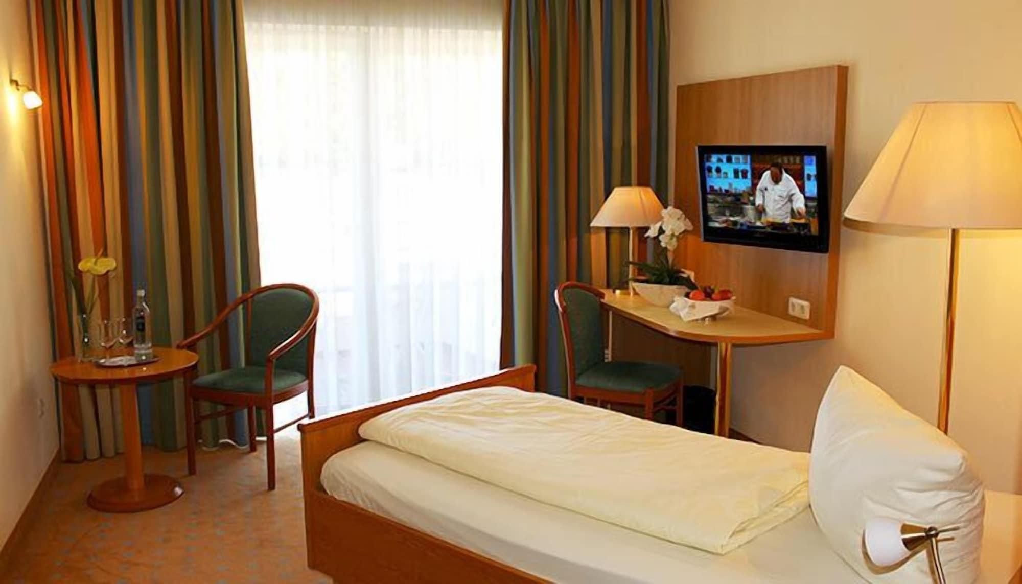 Hotel Juwel Bad Füssing Екстериор снимка